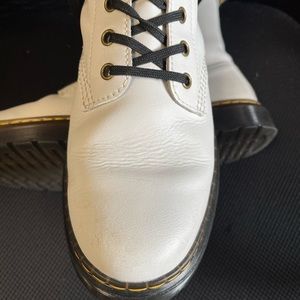White dr martens Zavala boots ladies size 10
